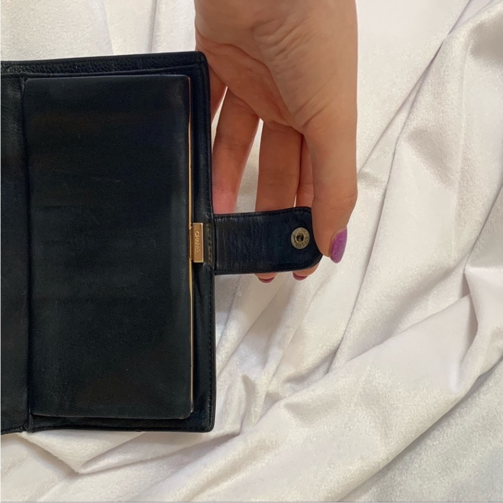 Chanel Black Leather Clutch with Chain Strap - Picture 5 of 11